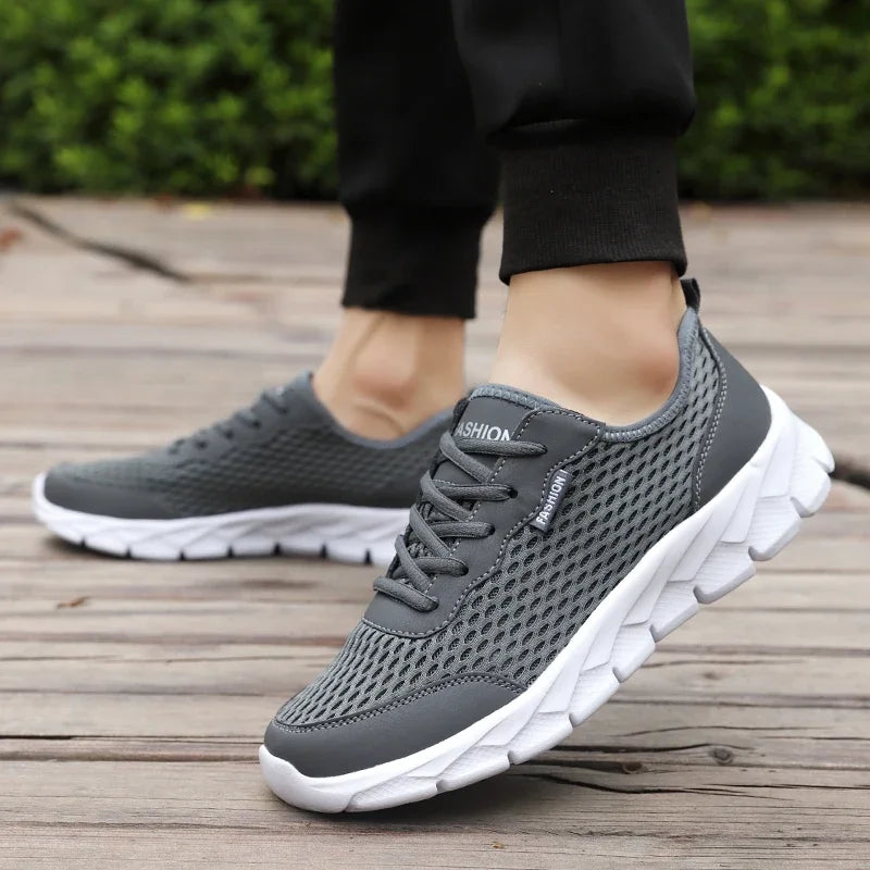Breathable Men's Sneakers Summer Fashion