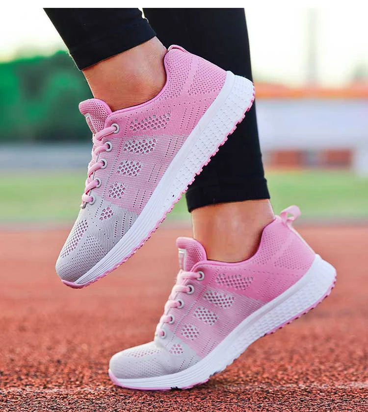 Women's sports shoes