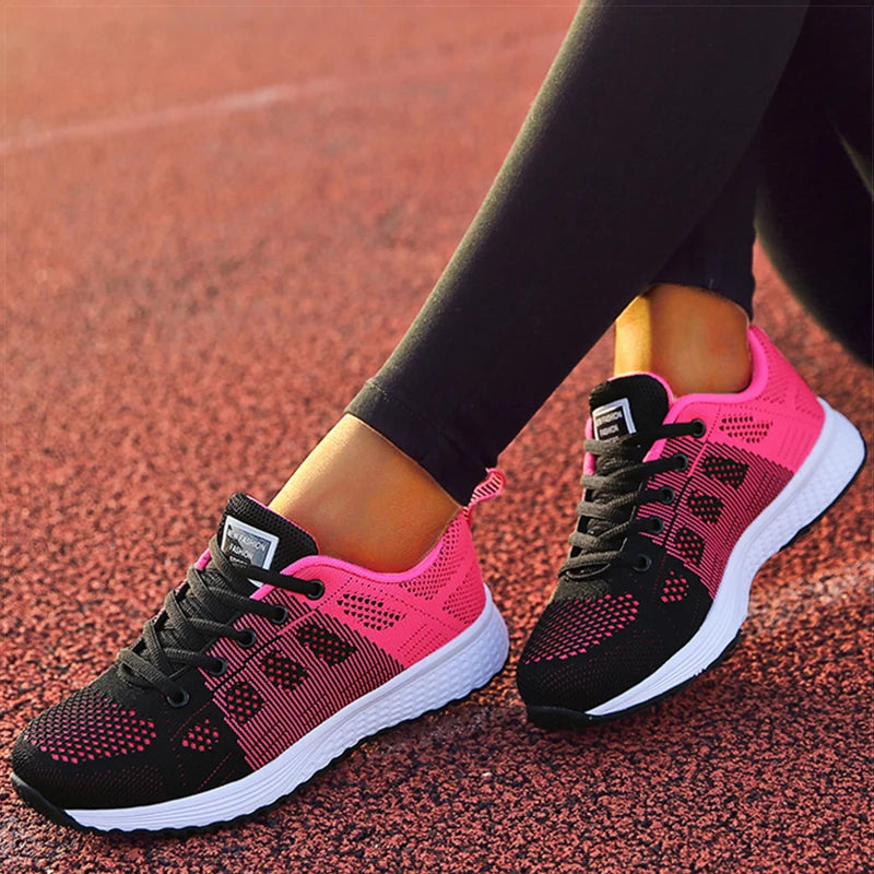 Women's sports shoes