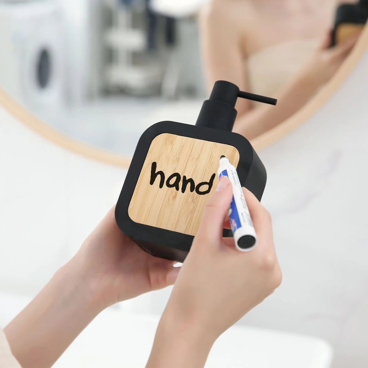 Soap dispenser