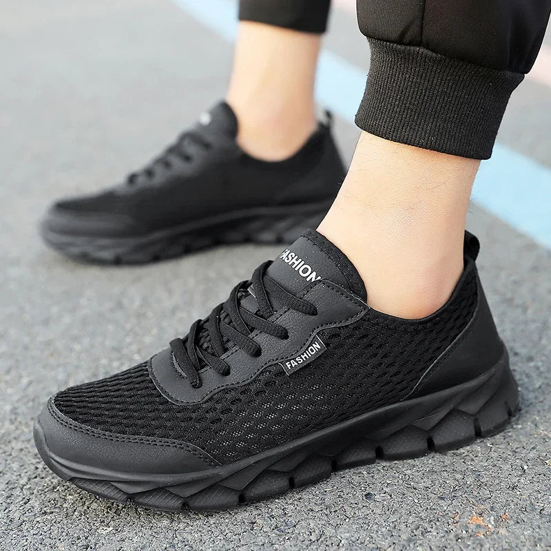 Breathable Men's Sneakers Summer Fashion