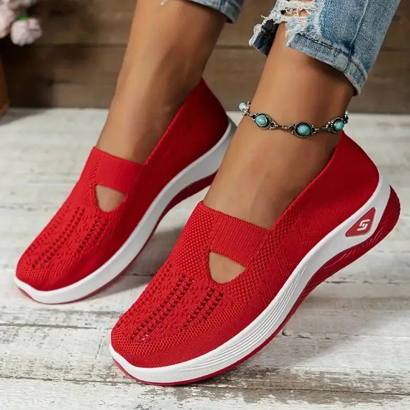 Breathable women's sneakers