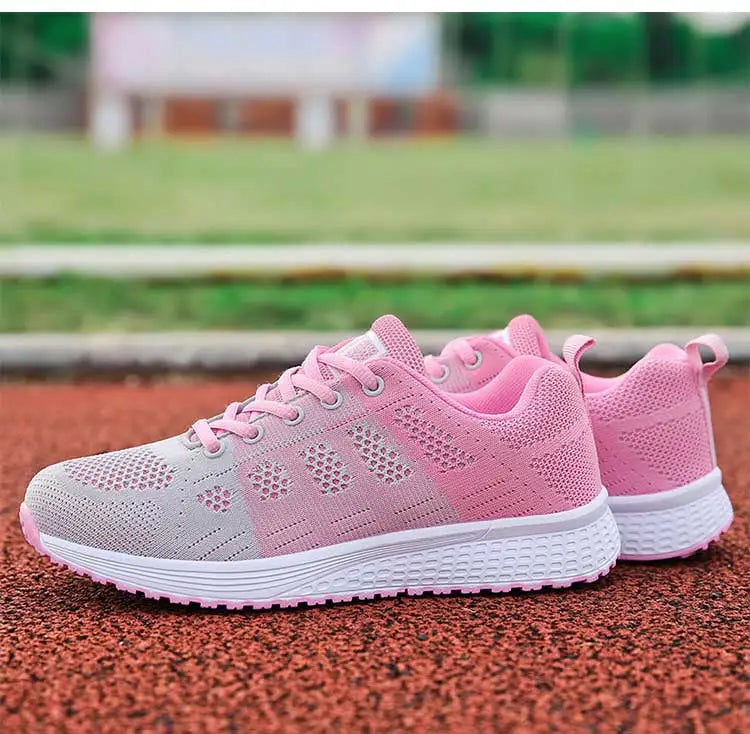 Women's sports shoes
