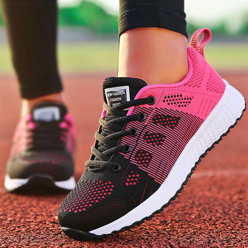 Women's sports shoes